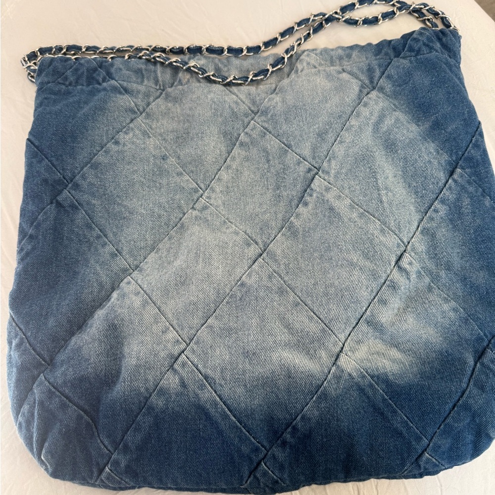 Bloomingdale's Blue Quilted Shoulder Bag